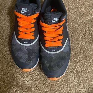 Nike Air Max Thea women  Sneakers - Black and Orange